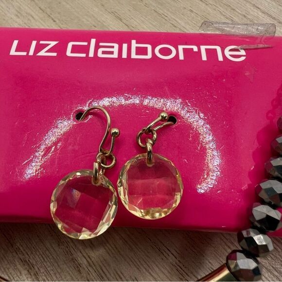 🍭6/$30 New Liz Claiborne S Initial Earring and Necklace Set - Picture 2 of 6